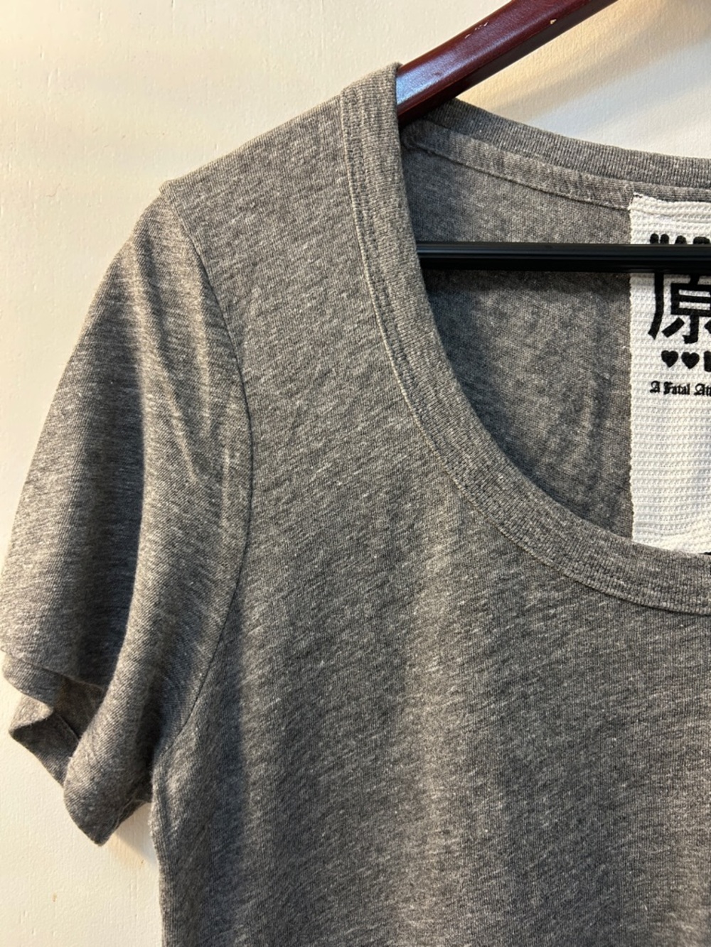 Harajuku Lovers Gray Tee with Harajuku Girl in Yellow Sweater, XL - Picture 2 of 11